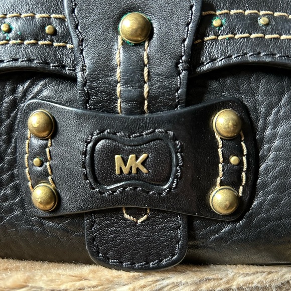 Michael Kors Black Pebble Leather Bag Very Roomy in Excellent Condition - Picture 10 of 10